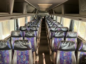 Sipitang Express社のバス車内