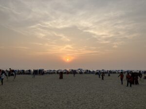 夕方のコックスバザール(Cox’s Bazar)の砂浜