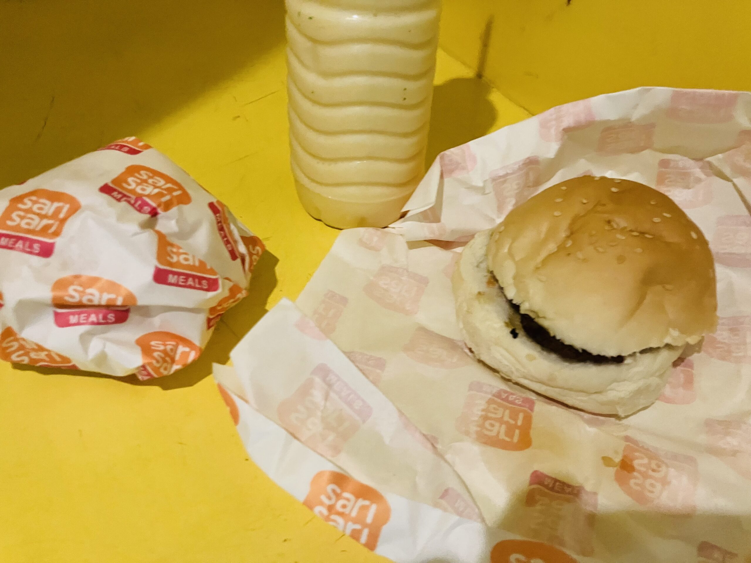 ハンバーガー二つで36PHP