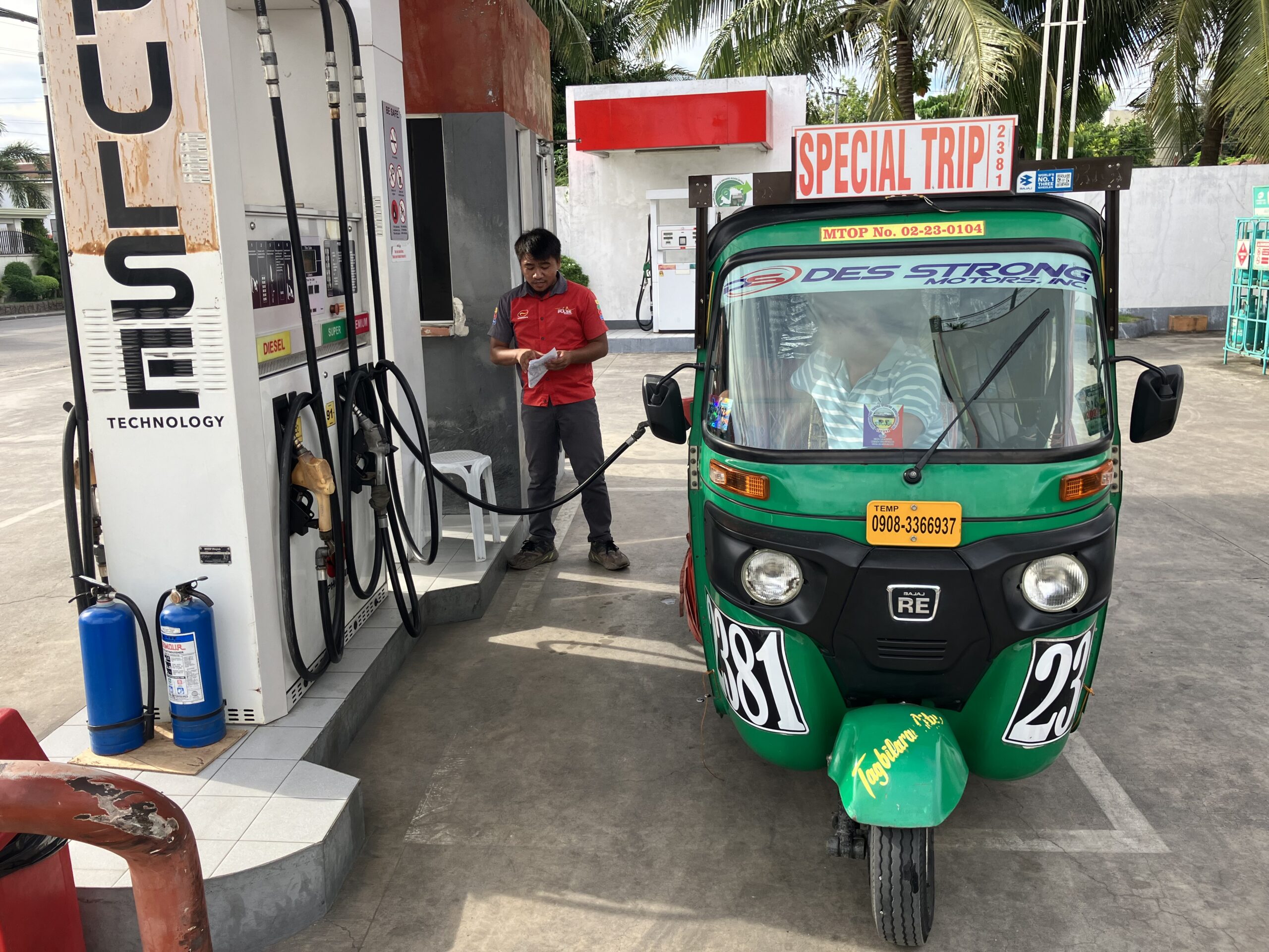 タグビララン(Tagbilaran City)のトライク