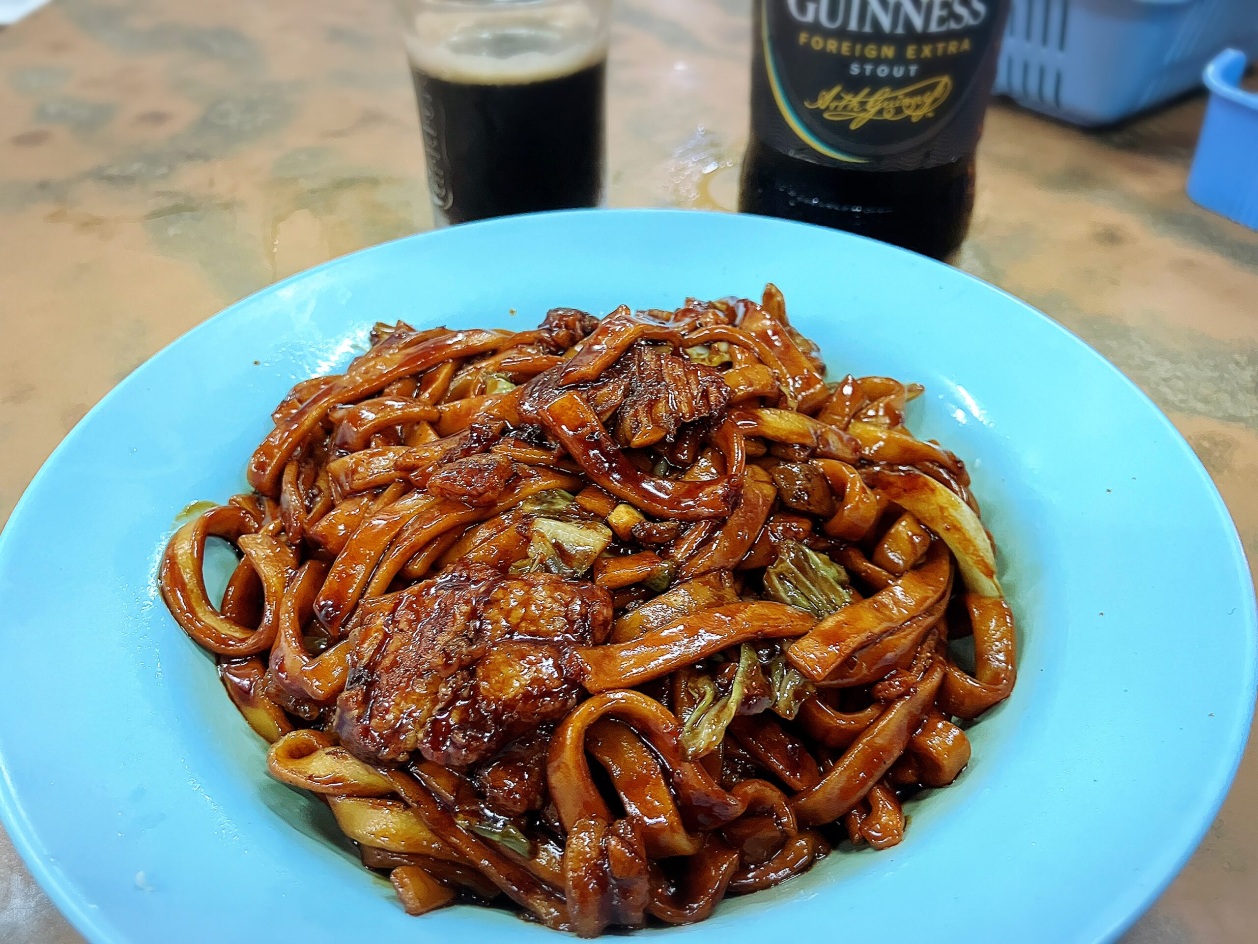 樺源茶餐室(KEDAI KOPI OUR PLACE)の福建麺(Hokkien Mee)10.5MYR