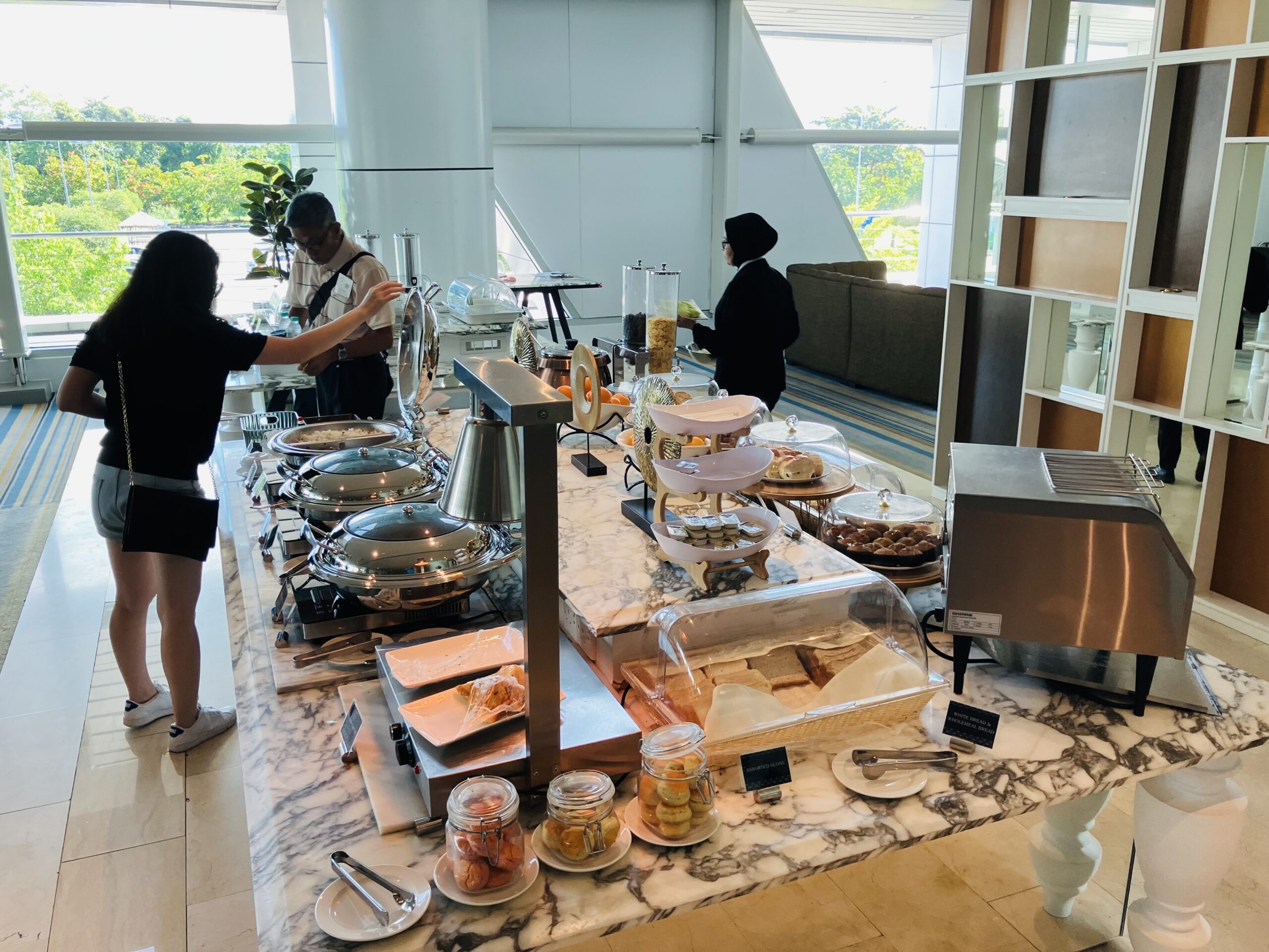 Travel Club Loungeのブッフェ