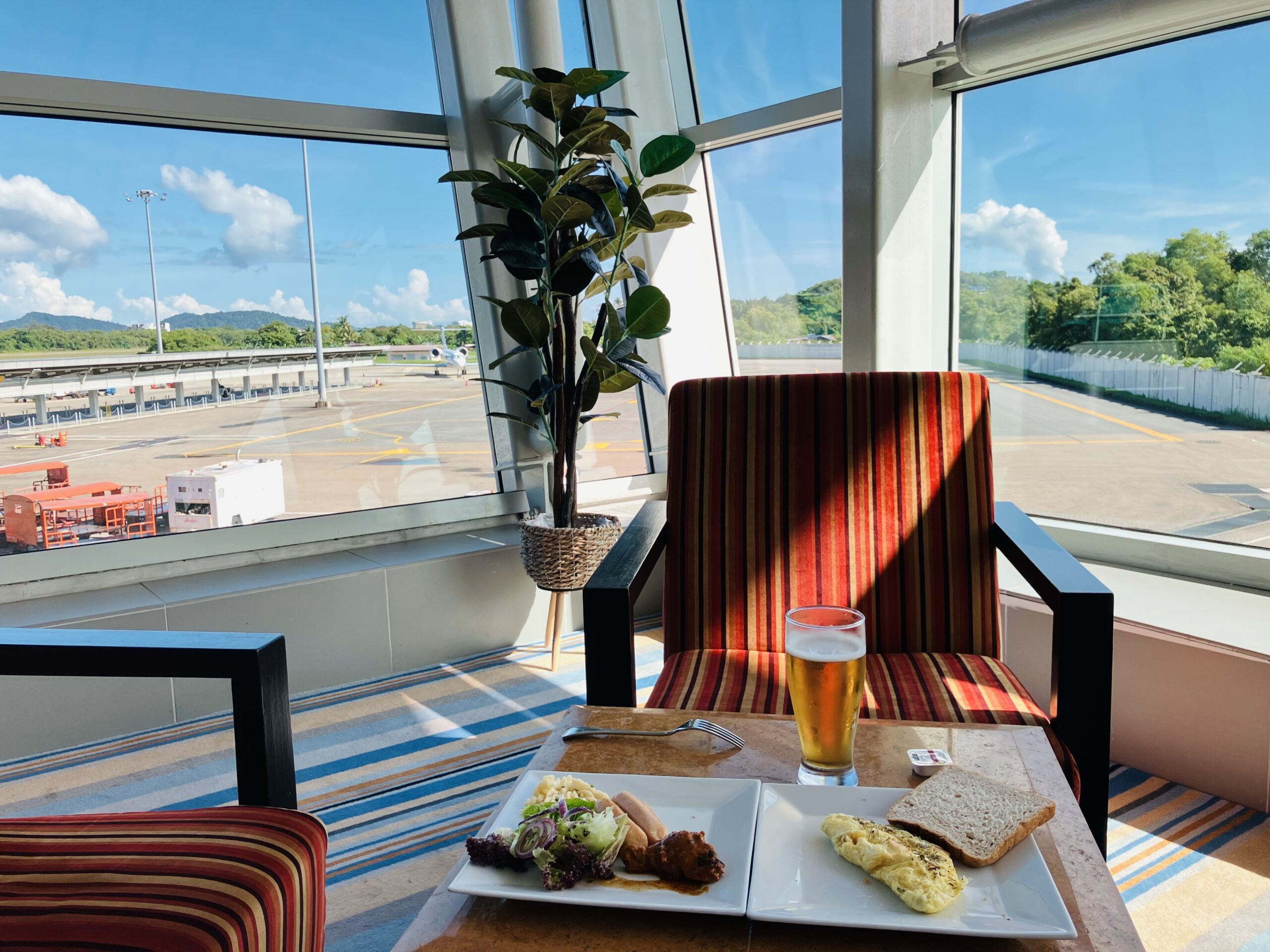 Travel Club Loungeの食事