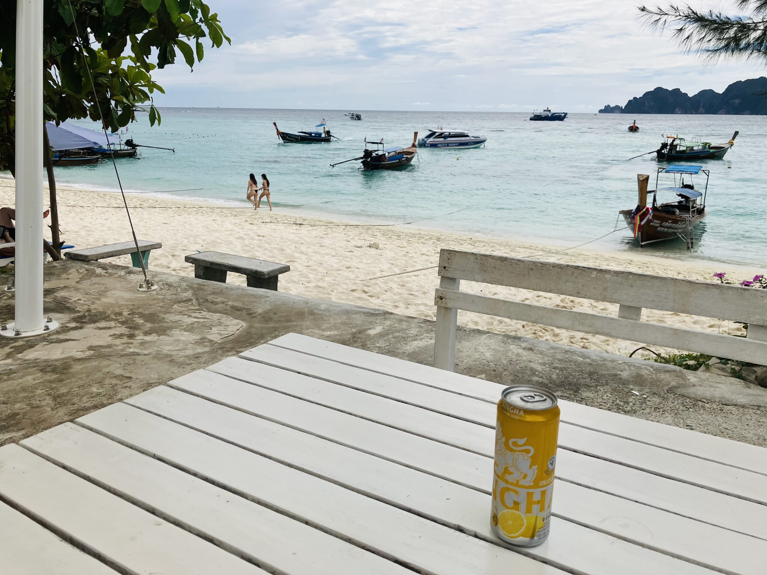 シンハーレモンソーダ30THB