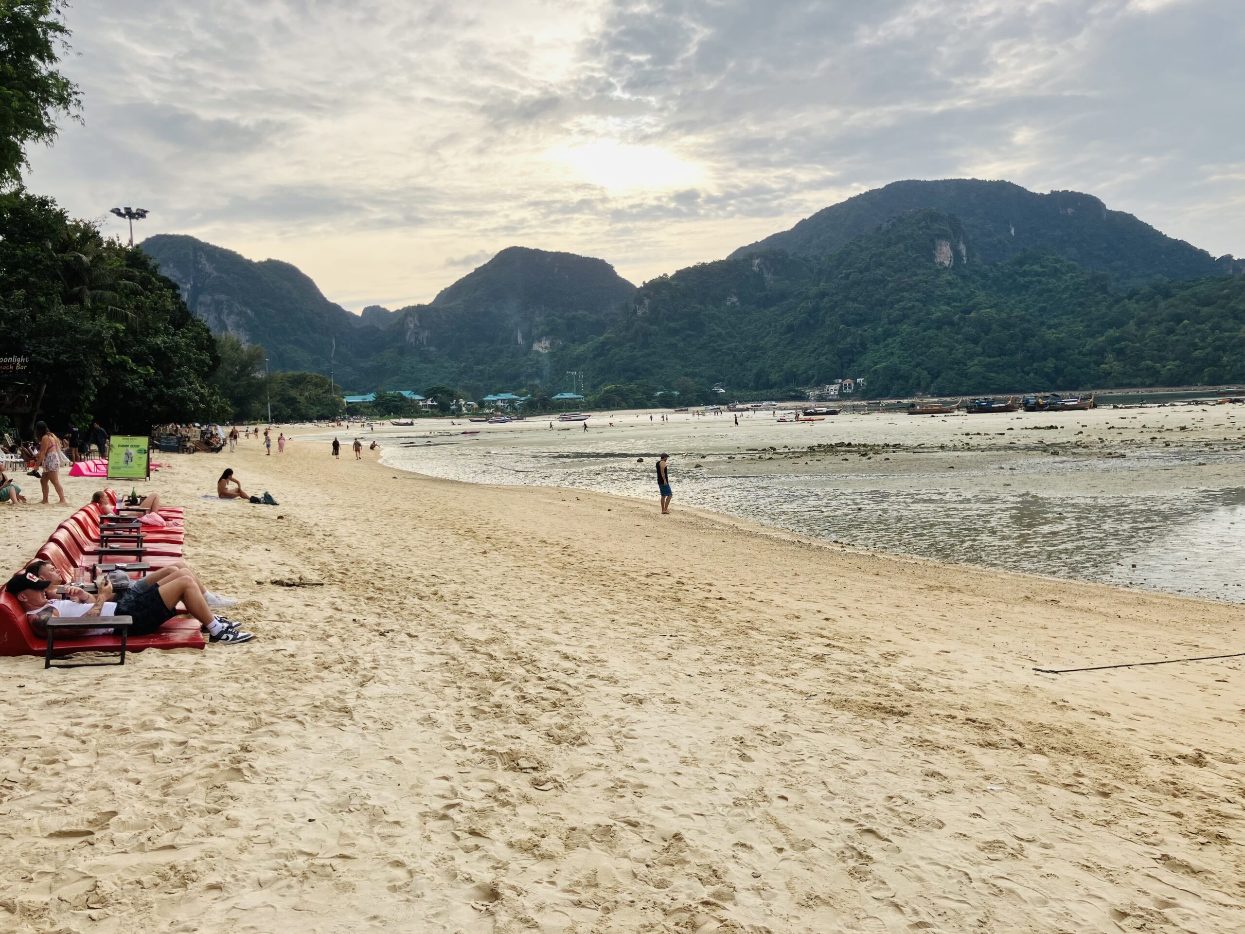 ローダラム ビーチ(Loh Dalum Beach)