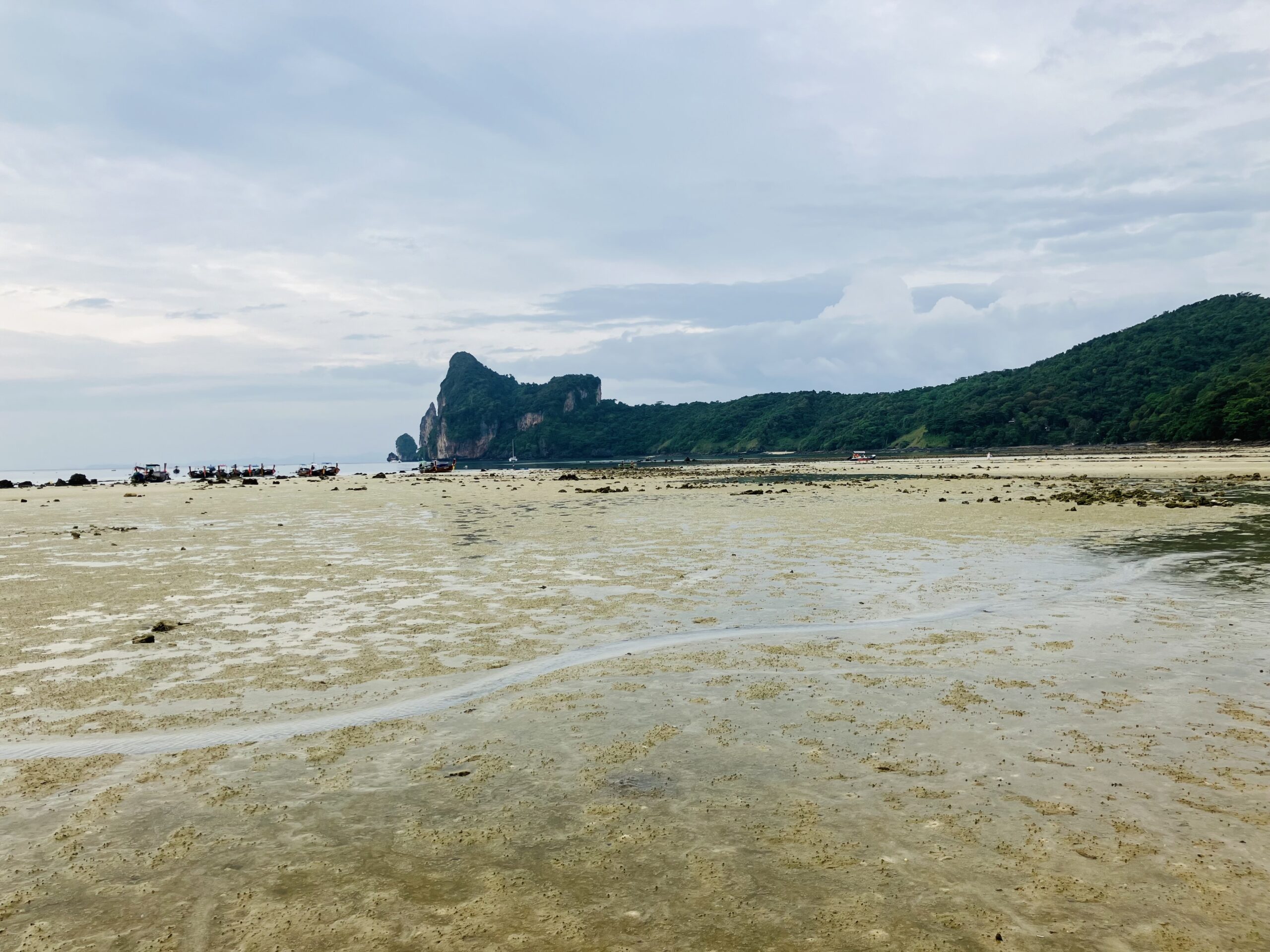 ローダラム ビーチ(Loh Dalum Beach)