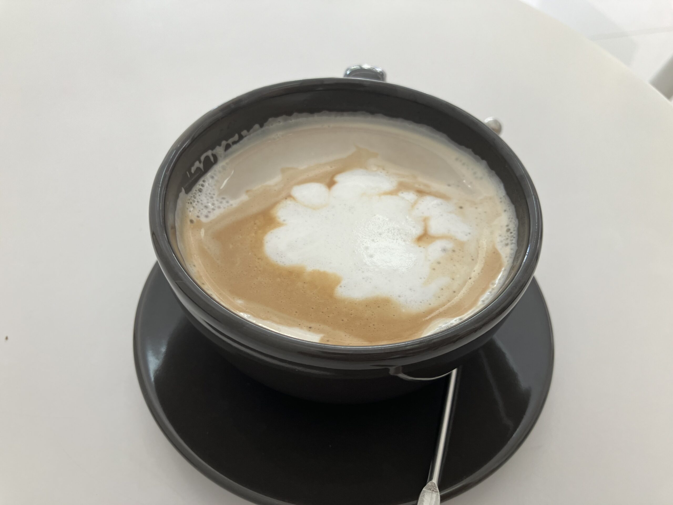 Maison le petitのカフェラテ110THB