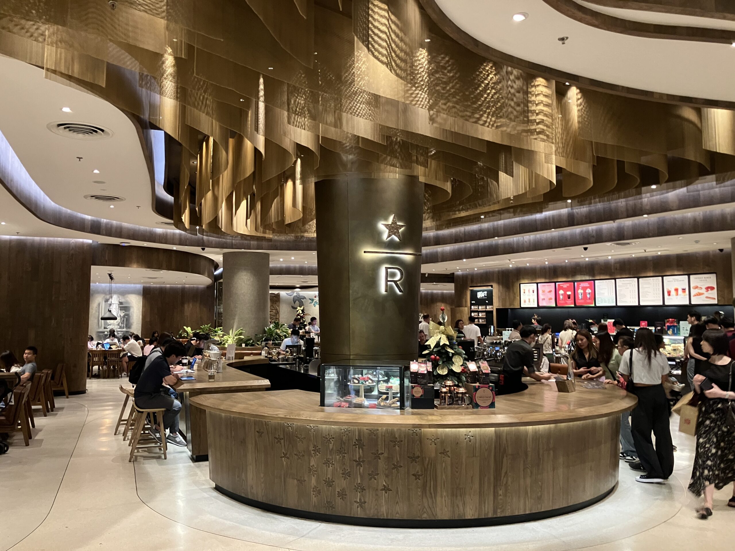 バンコク(Bangkok)のセントラル ワールドのスターバックス