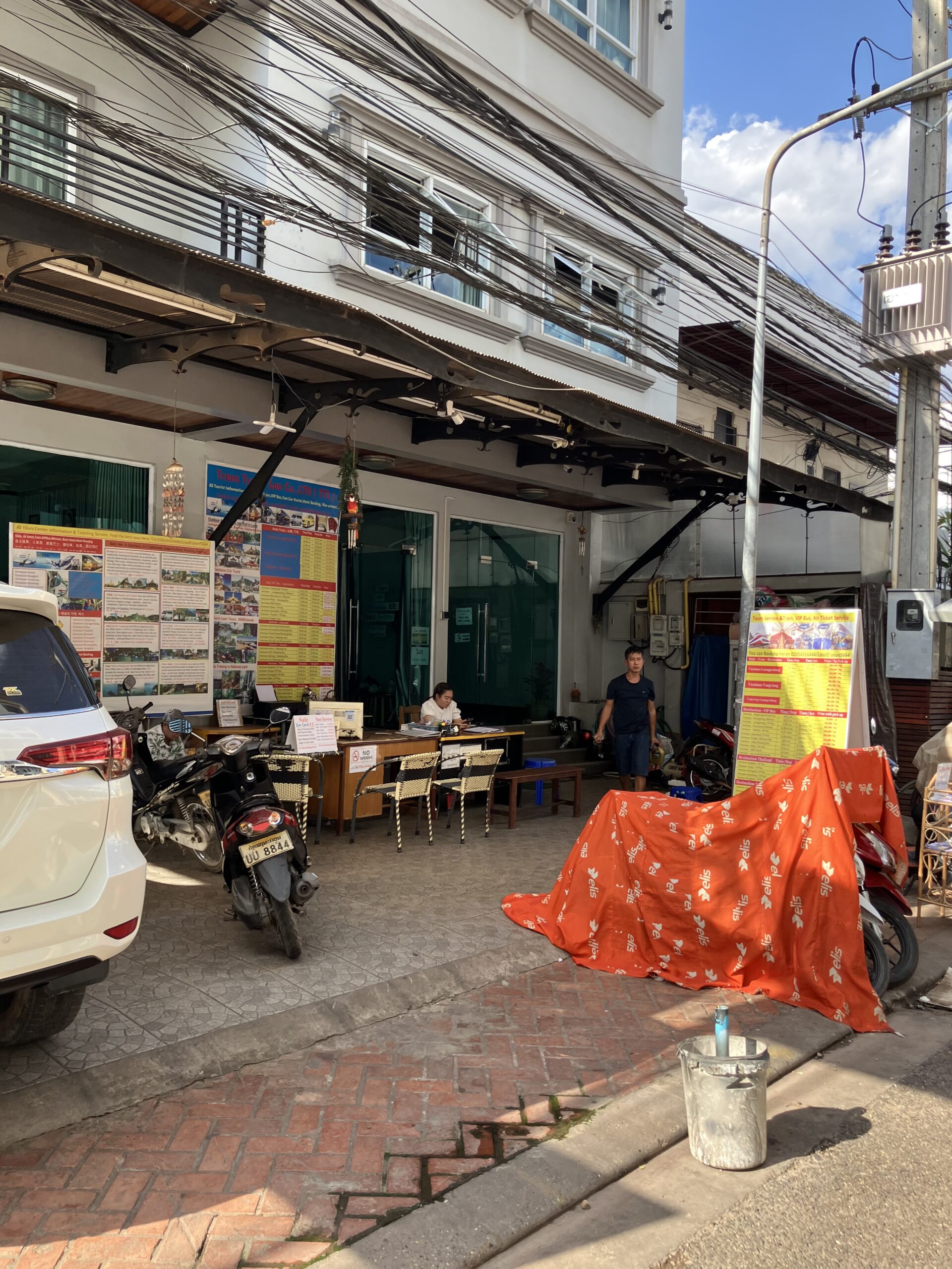 SIMカードを販売している旅行代理店