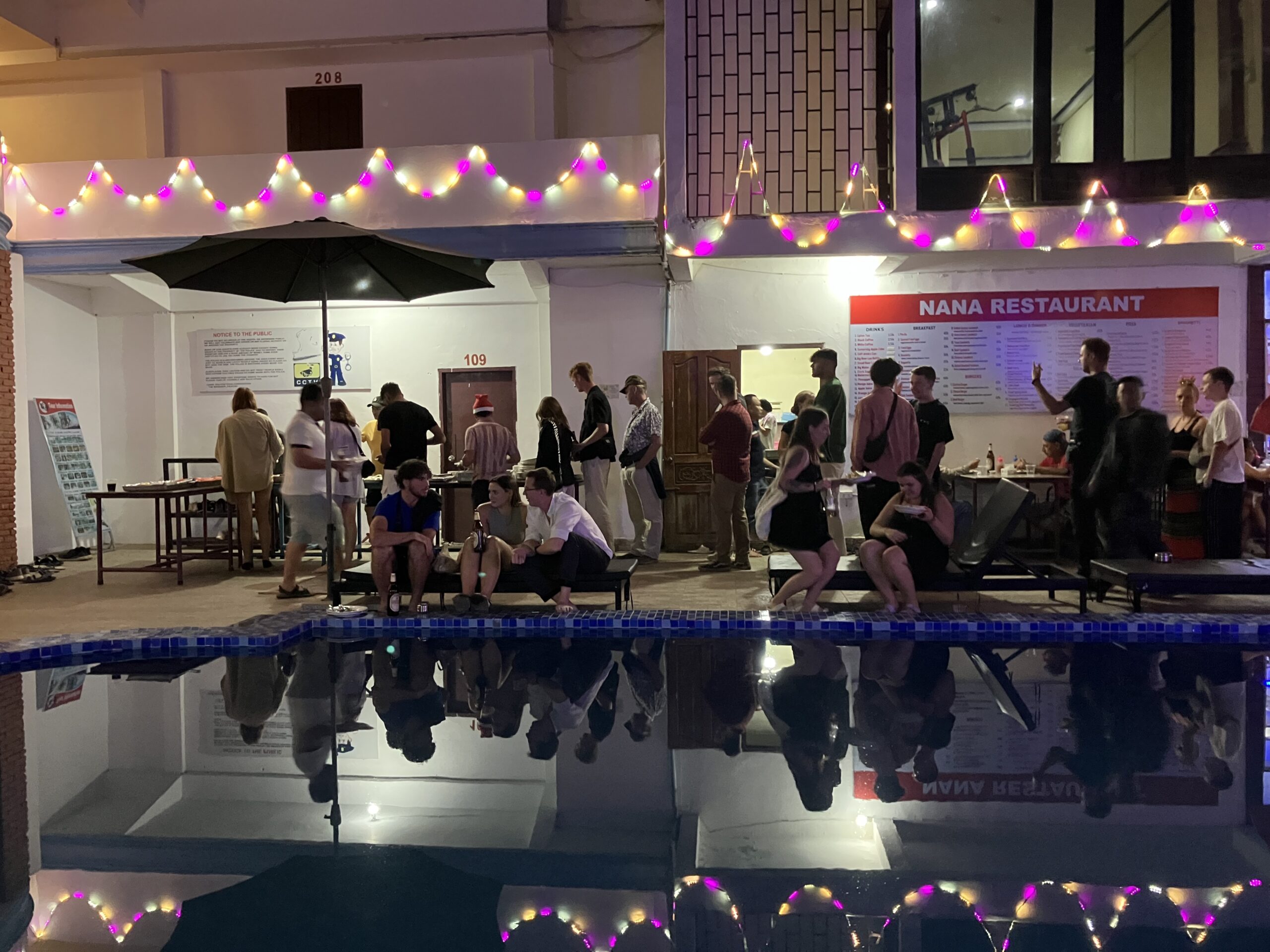 ナナバックパッカーホステルの無料食事