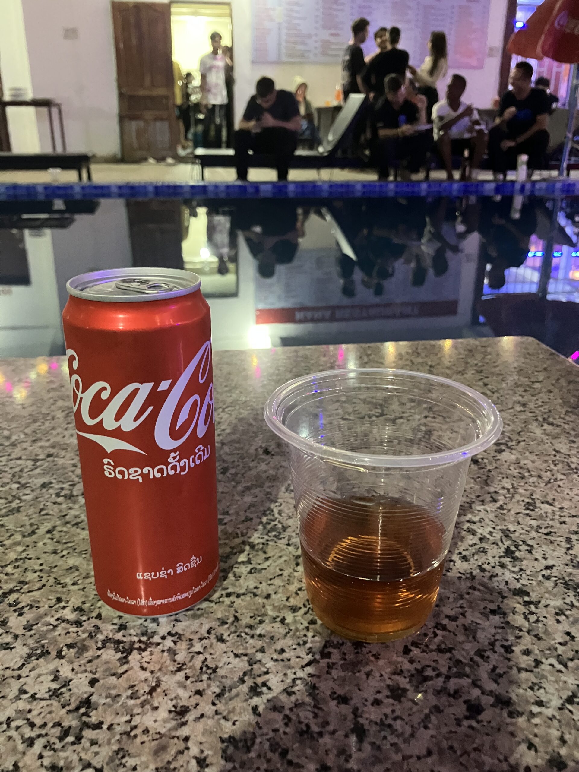 ナナバックパッカーホステルのフリーウイスキー