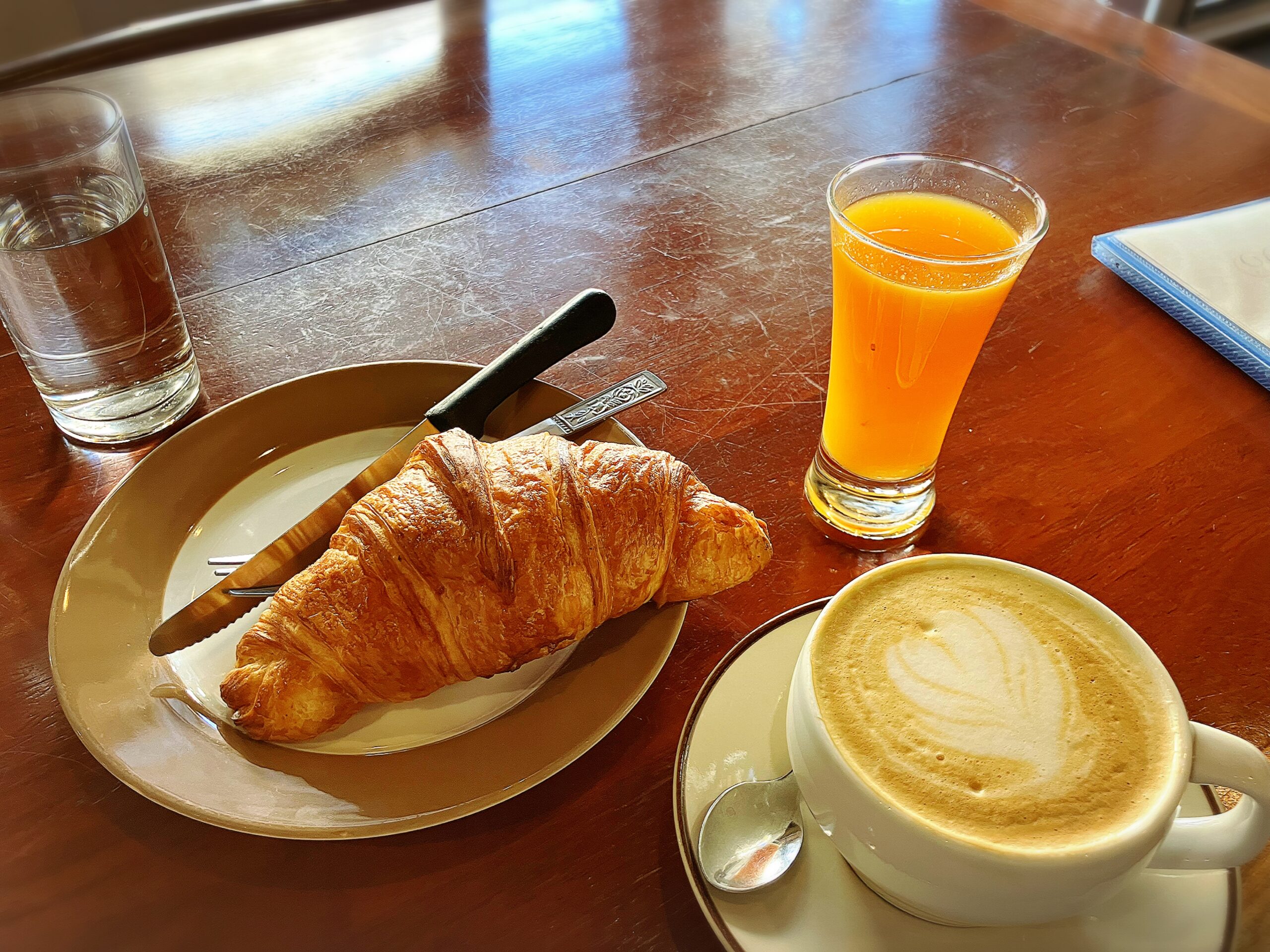 Café Vanilleのブレックファースト97,000LAK