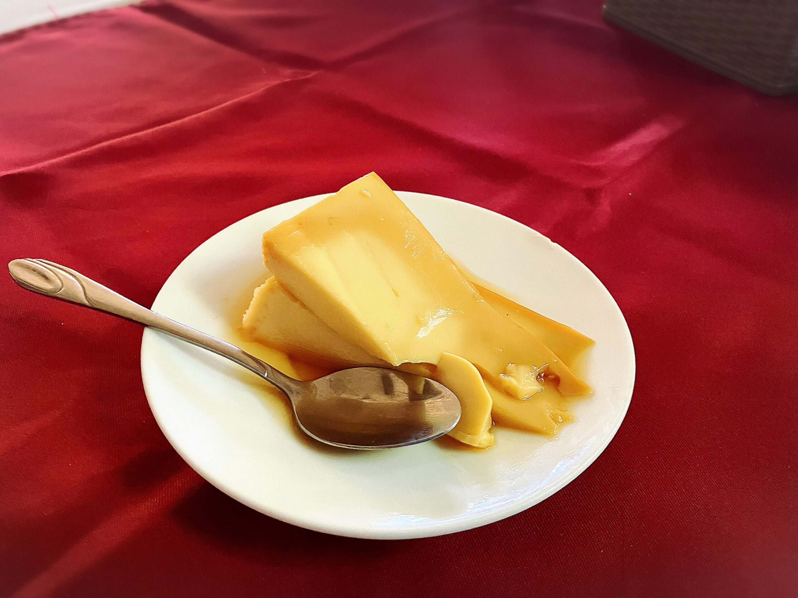 Le Vendome Restaurantのデザート カスタードプリン