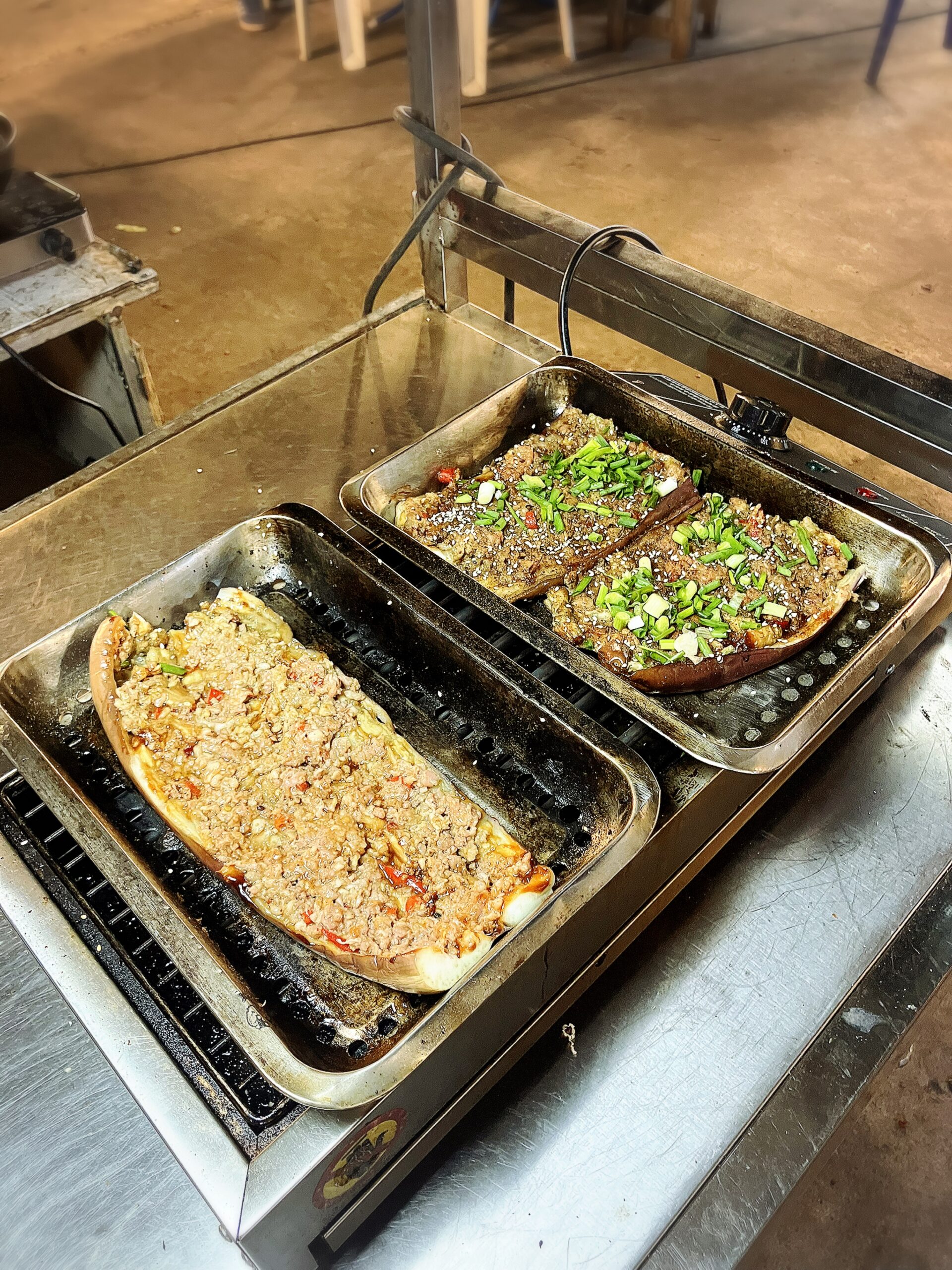 ビエンチャン(Vientiane)の夜市の茄子の肉味噌焼き25,000LAK