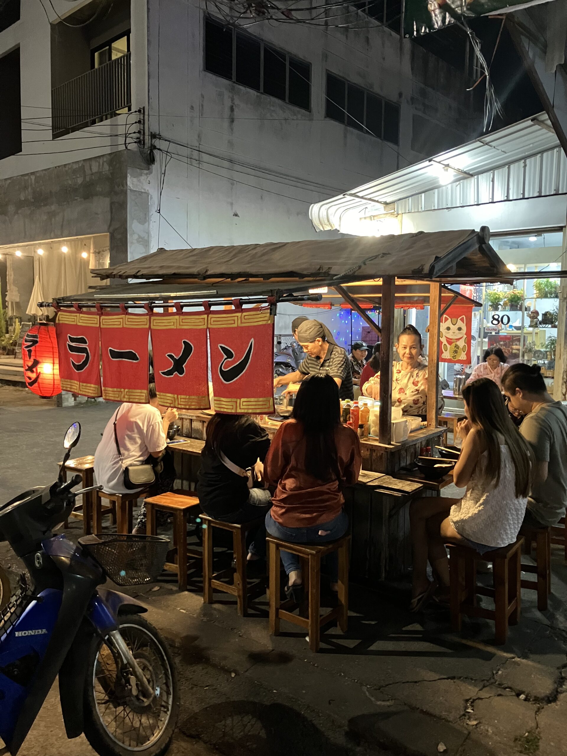 ウドンタニ(Udon Thani)のラーメン屋台
