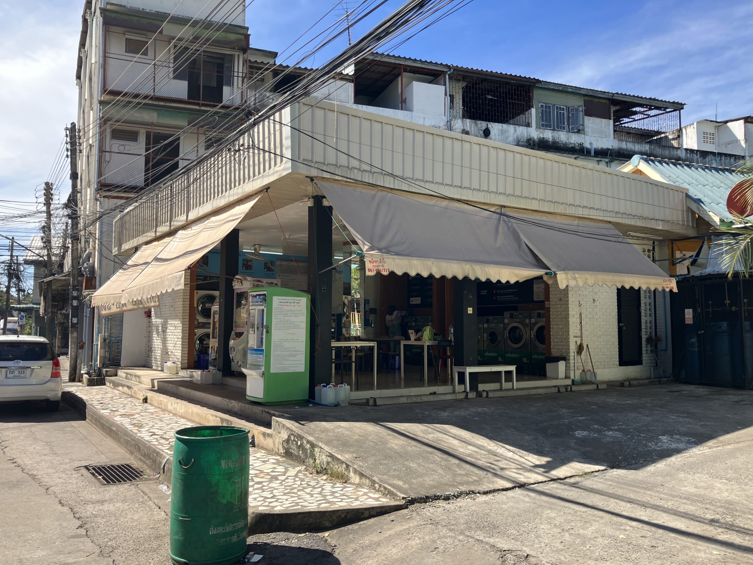 ウドンタニ(Udon Thani)のコインランドリーのOtteri wash&dry