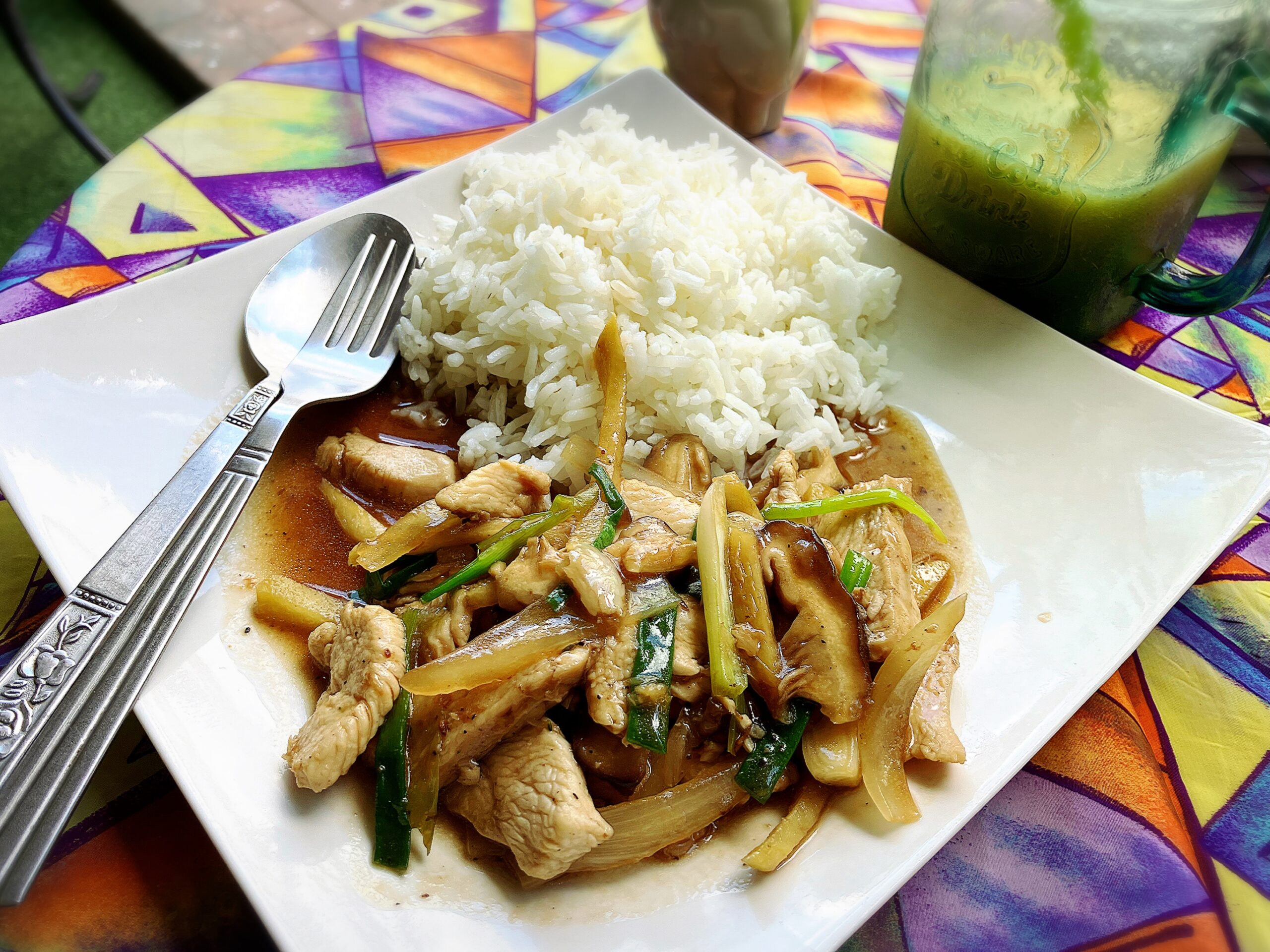 House of Fruit Shakesのチキンジンジャー28,000LAK