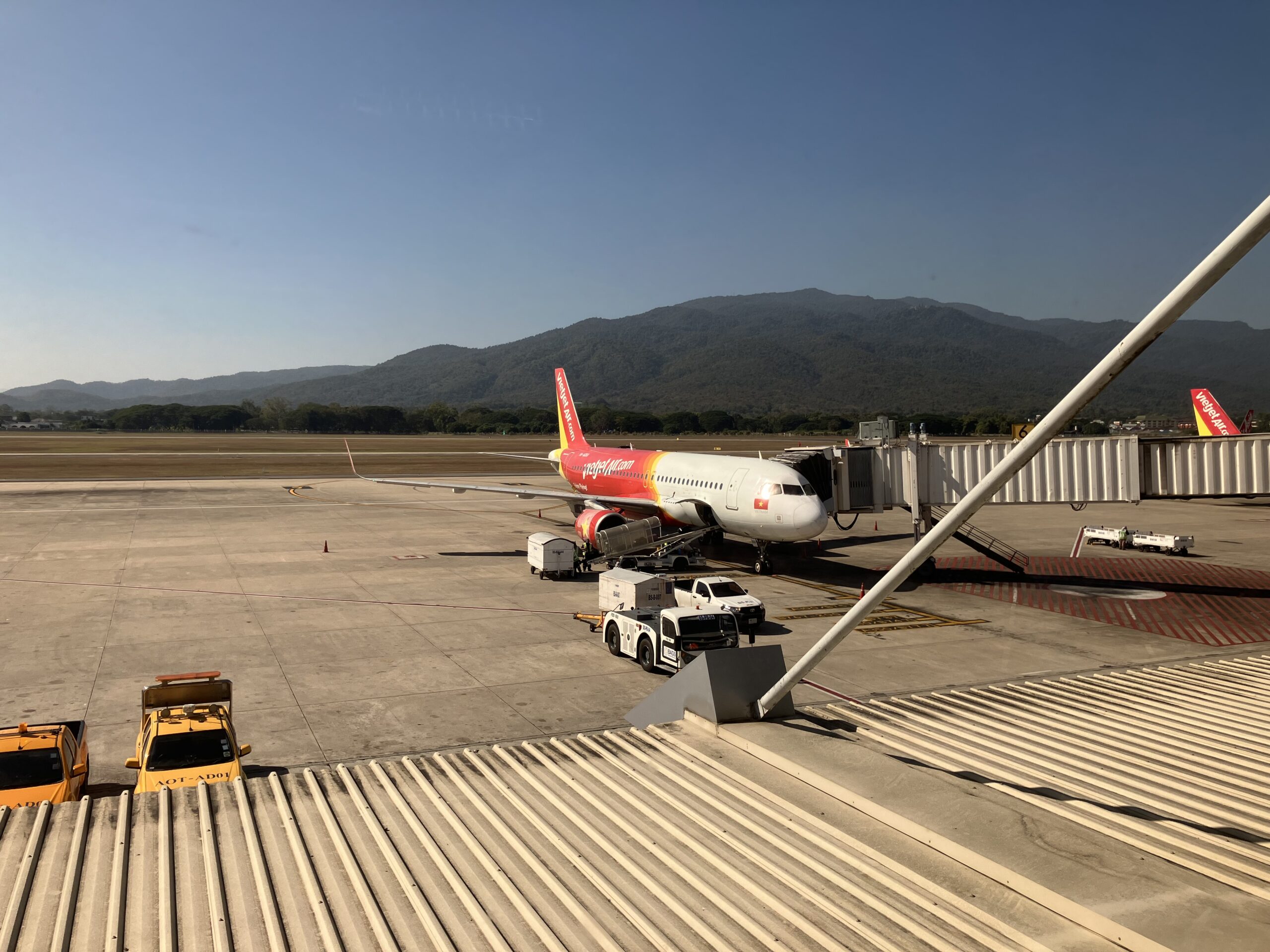 チェンマイ(Chiang Mai)14時30分発ベトジェットエアVJ892 エアバスA320