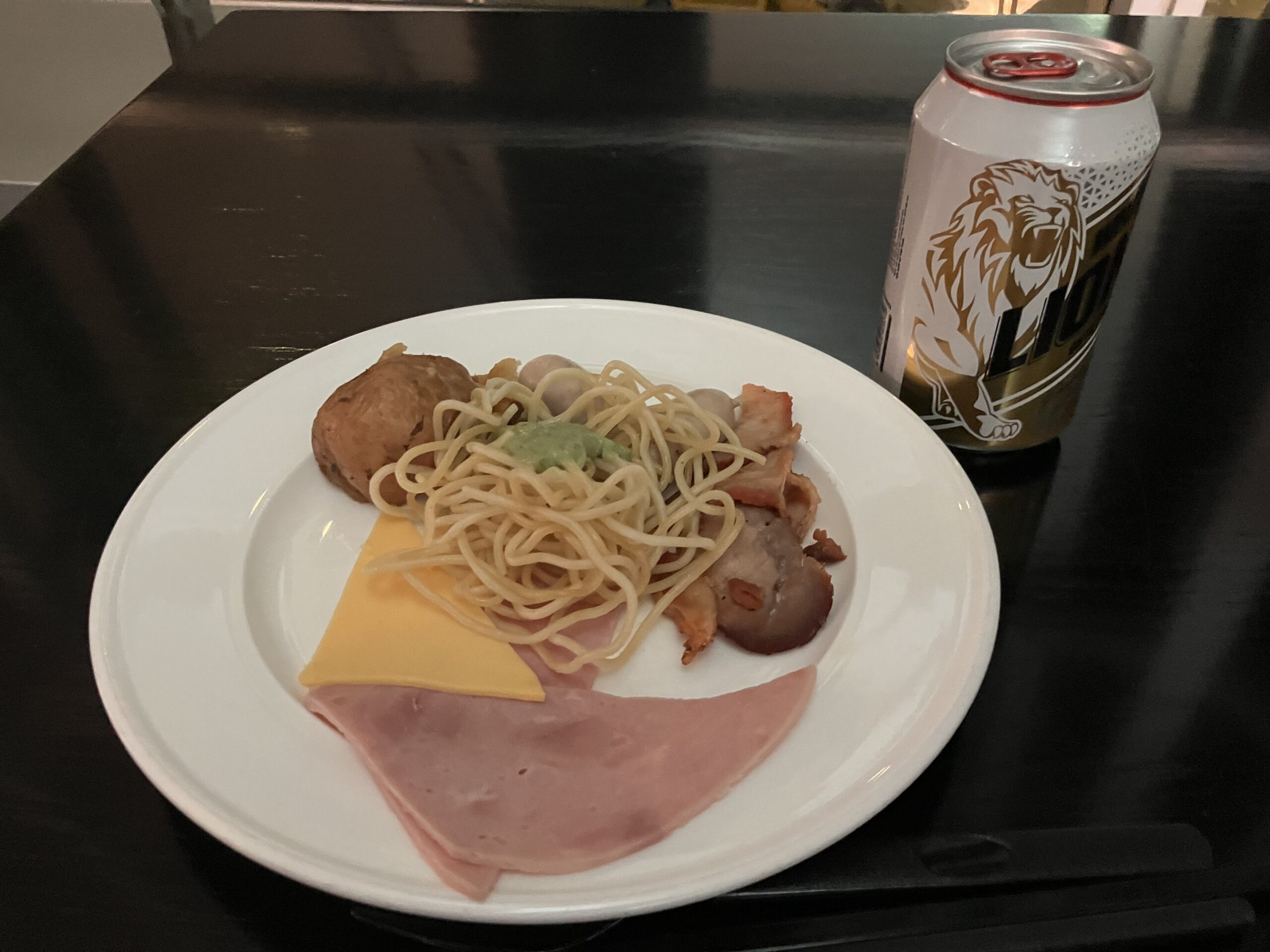 ROSE Business Loungeの軽食