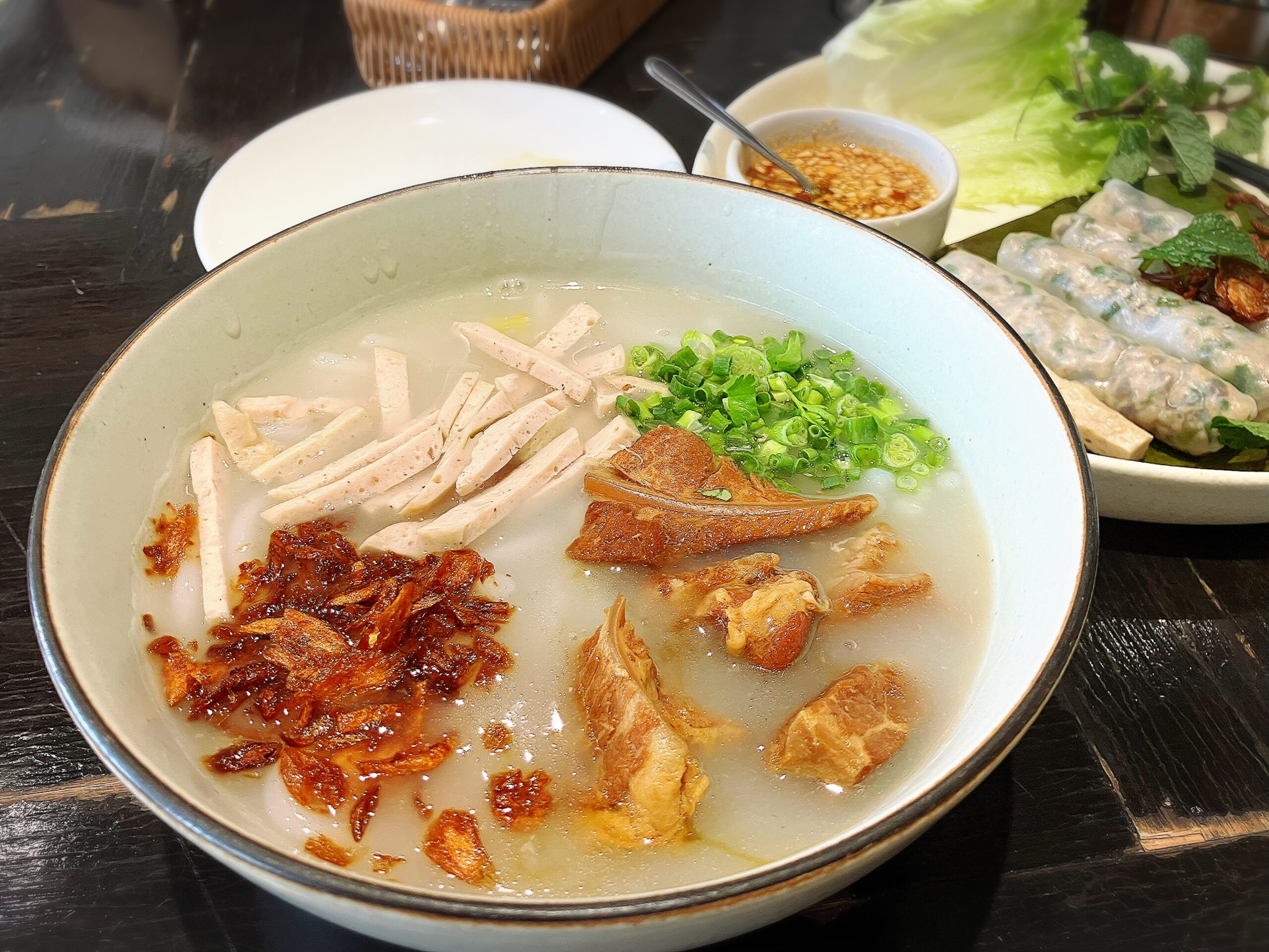 カオピアックウドンにてカオピアックセン129THB