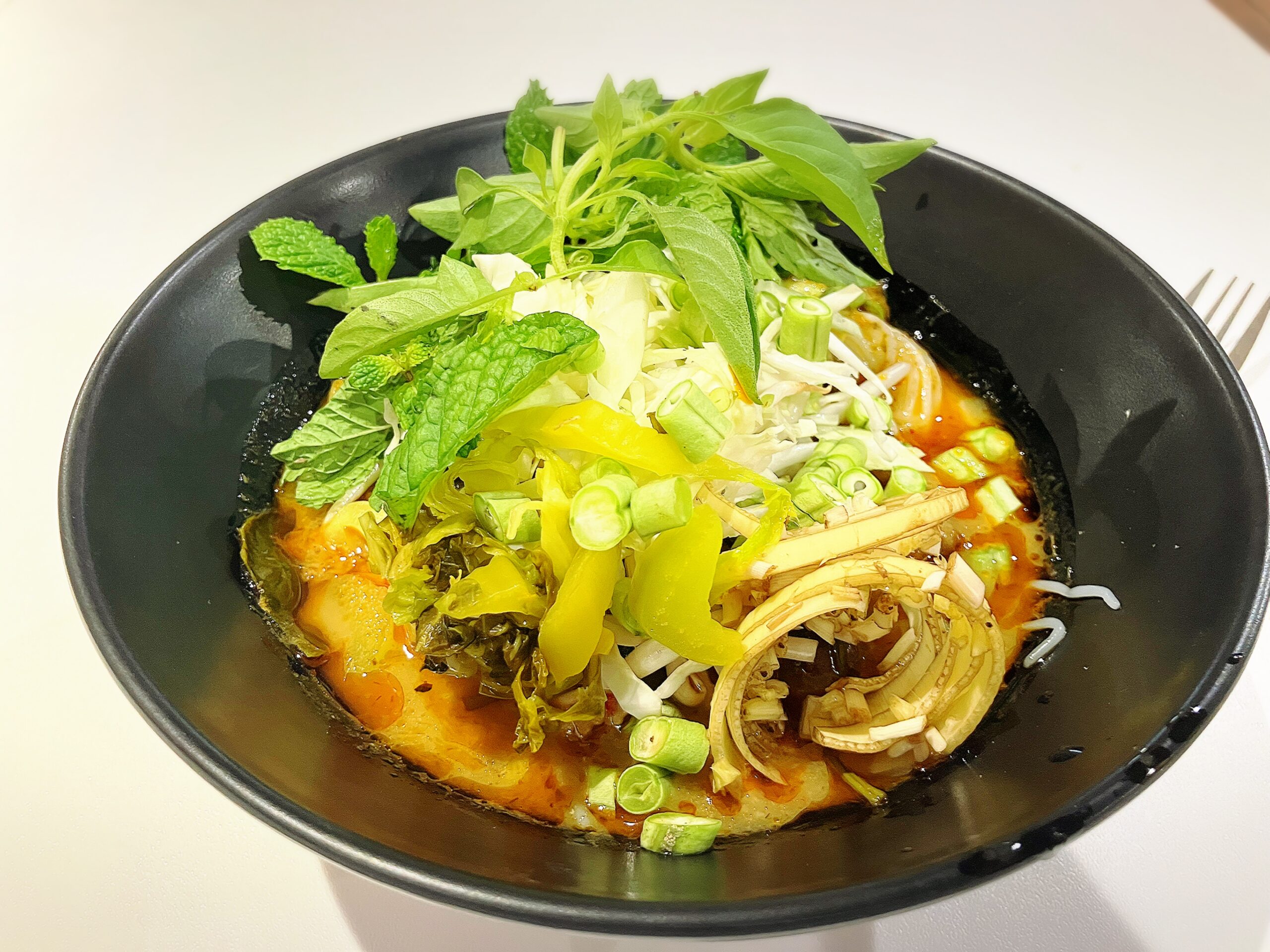 セントラルプラザ・ウドンターニーのフードコートのグリーンカレーヌードル40THB