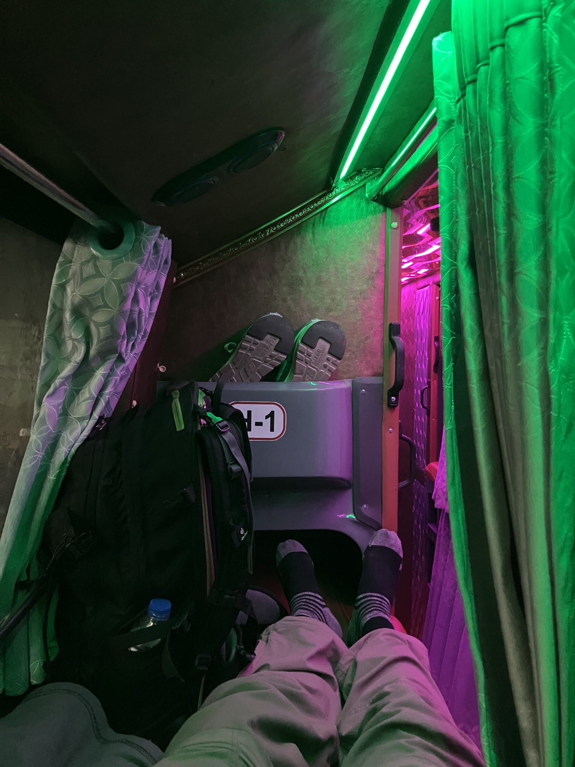 Imperial Express840号のスリーパー席